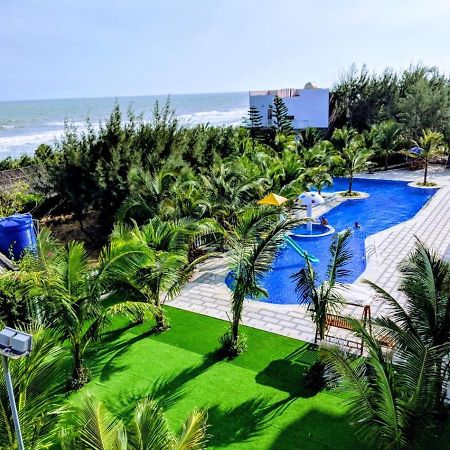 Oceanward Hotel & Resort Long Hai Esterno foto