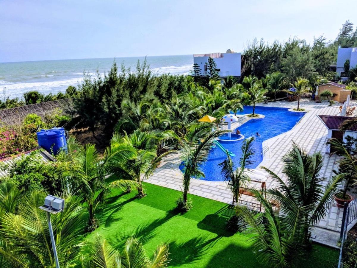 Oceanward Hotel & Resort Long Hai Esterno foto