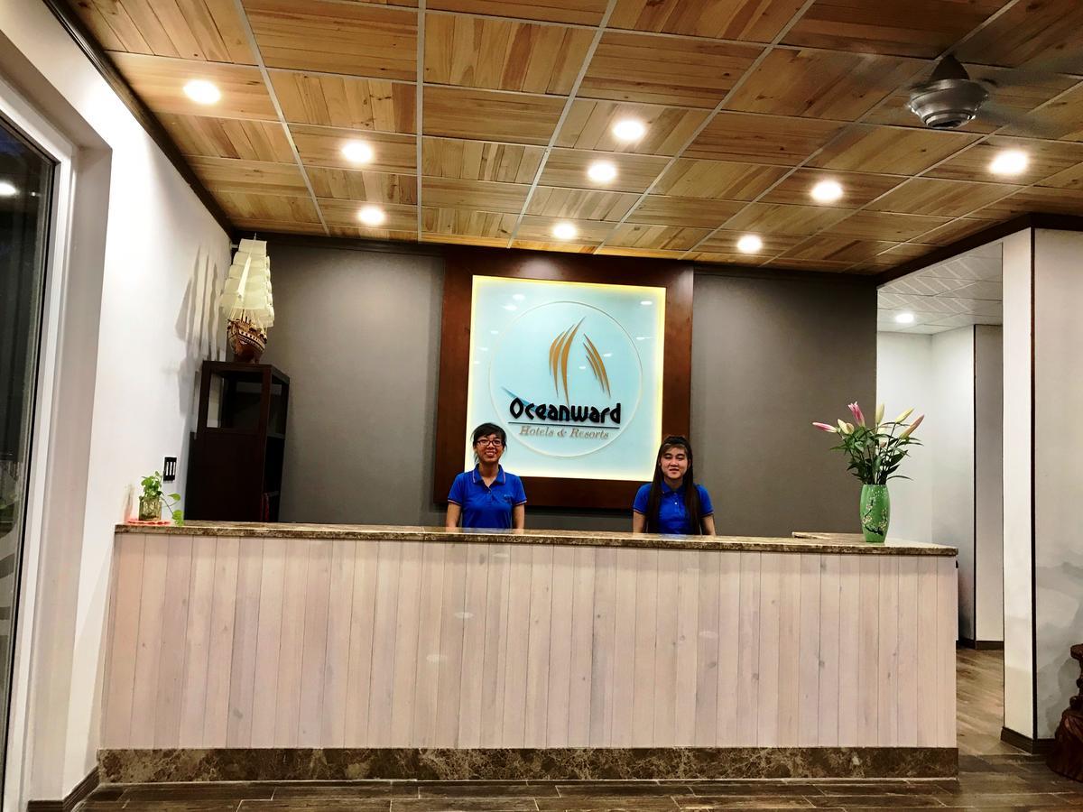 Oceanward Hotel & Resort Long Hai Esterno foto