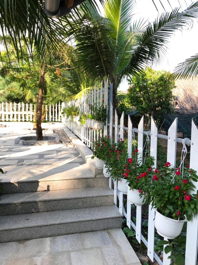 Oceanward Hotel & Resort Long Hai Esterno foto