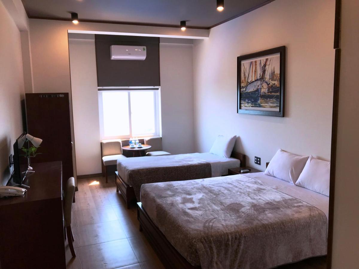 Oceanward Hotel & Resort Long Hai Esterno foto
